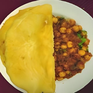 07. Chole Bhature